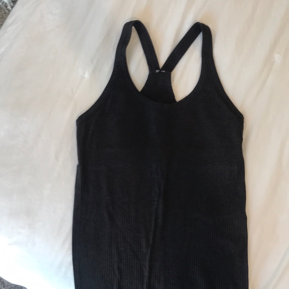 Ebb to Street tank lululemon size 4